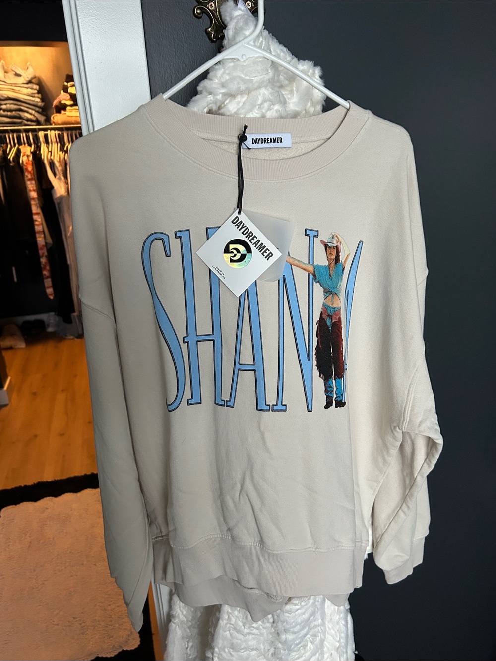 Daydreamer Shania Cream Crew Neck Sweatshirt with BlueGraphic BNWT